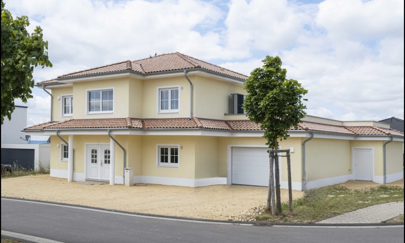 Wohnen wie im Urlaub - Mediterrane Villa an der Luxemburgischen Grenze !