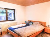 EG rechts Ruhig gelegenes Schlafzimmer