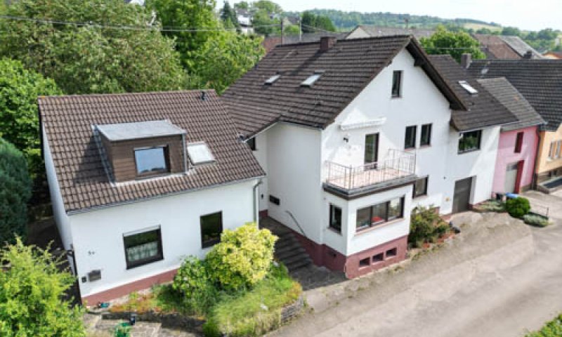 Für Investoren: Mehrfamilienhaus mit 4 Wohnungen in Temmels, grenznah zu Luxemburg