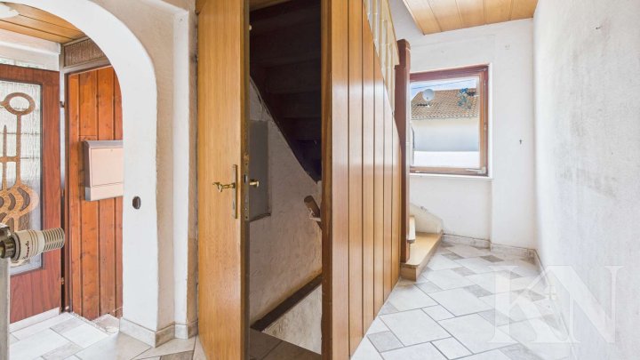 Charmantes Einfamilienhaus mit Sanierungsbedarf und Entwicklungschancen in Heiligenwald