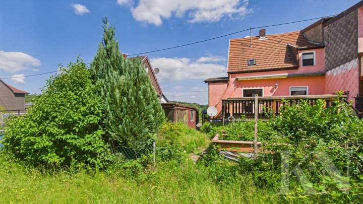 Charmantes Einfamilienhaus mit Sanierungsbedarf und Entwicklungschancen in Heiligenwald