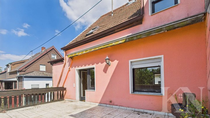 Charmantes Einfamilienhaus mit Sanierungsbedarf und Entwicklungschancen in Heiligenwald