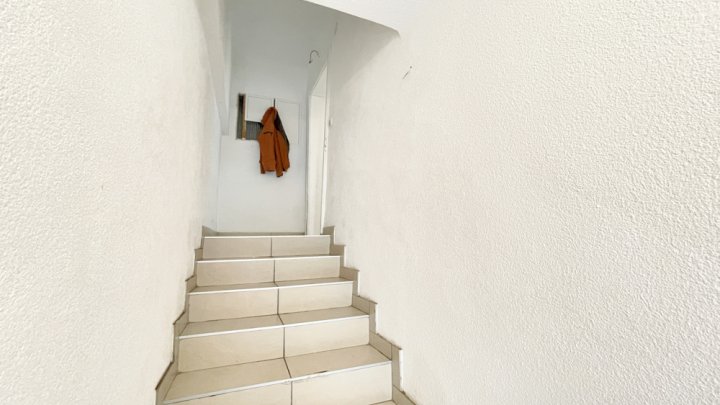 Einfamilienhaus in guter Lage von Schwalbach-Elm ohne Garten