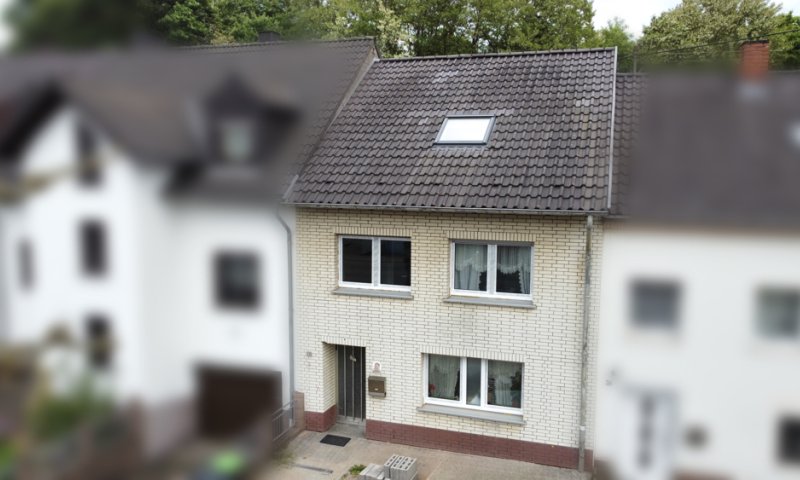Familienfreundliches Zuhause mit Garten und Stellplatz