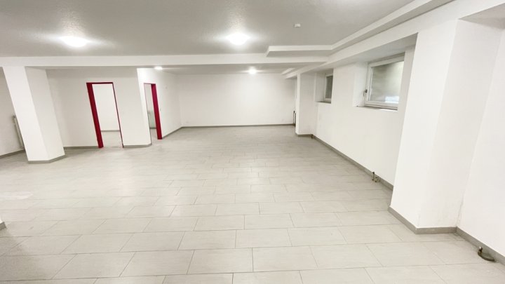 Gewerbeeinheit in stark frequentierter Lage – Theodor-Heuss-Allee, Trier