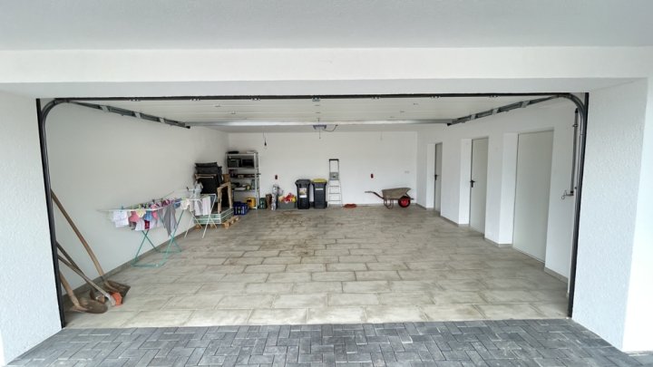 Erstbezug:Maisonette-Wohnung mit Garten, Terrasse & eigener PV-Anlage – 107 m² Wohlfühlfläche in Beckingen-Reimsbach