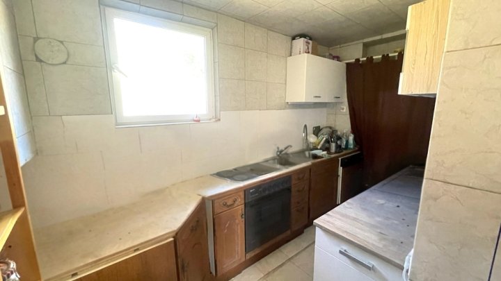 Einfamilienhaus mit Garten, Garage und Stellplatz – Viel Potenzial für Ihre Ideen