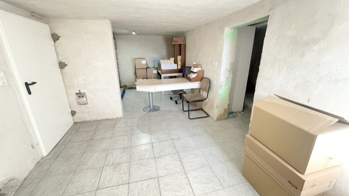 Einfamilienhaus mit Garten, Garage und Stellplatz – Viel Potenzial für Ihre Ideen