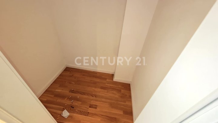7 KERNSANIERTE WOHNUNGEN VON 76-112M², ENERGIEAUSWEIS A MIT 7 STELLPL. W6, W15