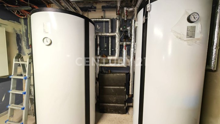7 KERNSANIERTE WOHNUNGEN VON 76-112M², ENERGIEAUSWEIS A MIT 7 STELLPL. W17