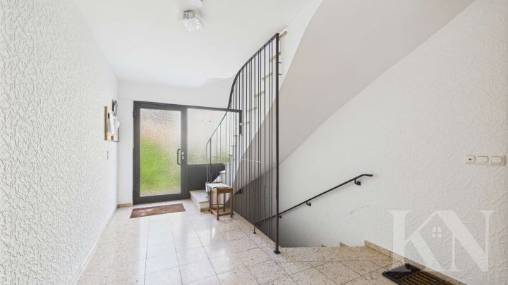 Ideal zum Wohlfühlen – Eigentumswohnung mit Terrasse & guter Anbindung