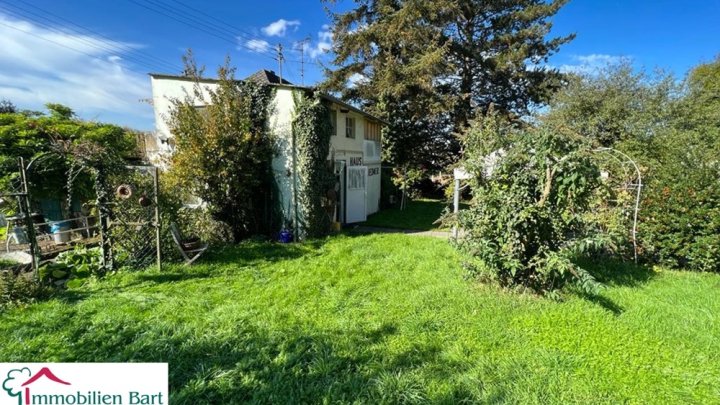 VIS-À-VIS L-REMICH: HAUS ZUM RENOVIEREN AUF 25 AR