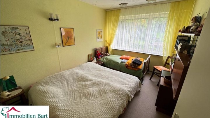 VIS-À-VIS L-REMICH: HAUS ZUM RENOVIEREN AUF 25 AR