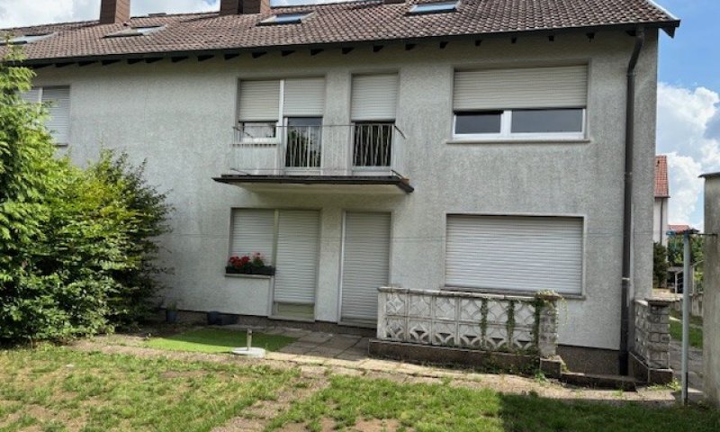 3-FH mit Garten und Garage in guter Lage von Sulzbach, teilvermietet