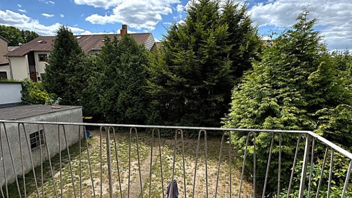 3-FH mit Garten und Garage in guter Lage von Sulzbach, teilvermietet