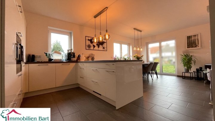 MASSIV ERRICHTETER NEUBAU IN MERZIG-BIETZEN!