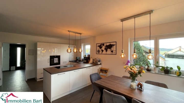 MASSIV ERRICHTETER NEUBAU IN MERZIG-BIETZEN!