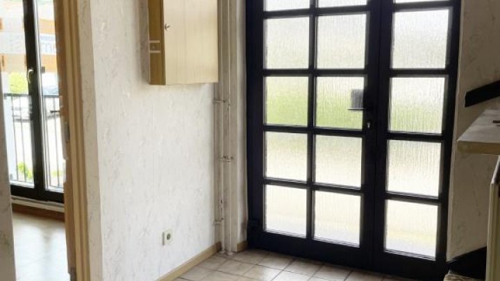 1 FH-Doppelhaushälfte mit Garten + Garage im idyllischen Blieskastel!