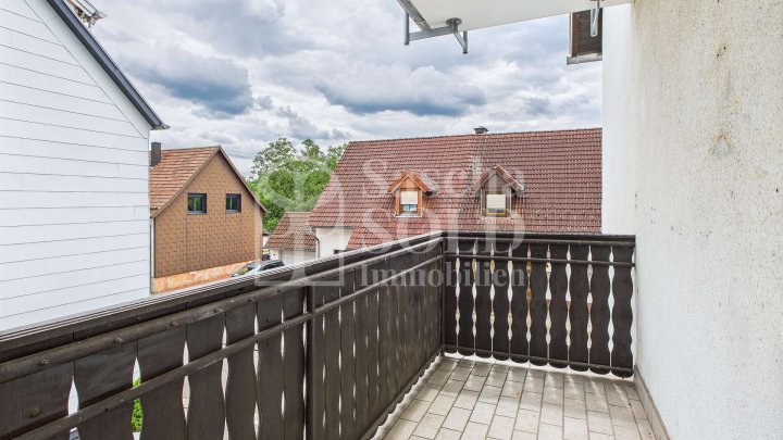 Helle 4ZKB Wohnung  in St. Ingbert-Hassel - mit Balkon und Garage
