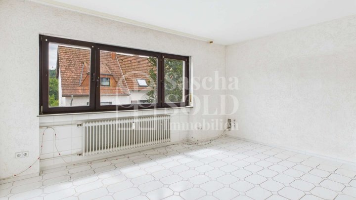 Helle 4ZKB Wohnung  in St. Ingbert-Hassel - mit Balkon und Garage