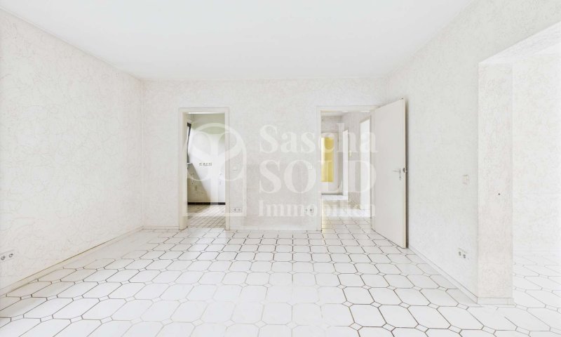 Helle 4-ZKB-Wohnung in St. Ingbert mit Balkon mit Garage & großem Kellerraum