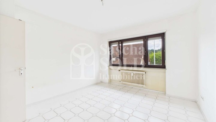 Helle 4ZKB Wohnung  in St. Ingbert-Hassel - mit Balkon und Garage
