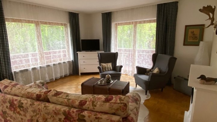 Renditeobjekt: Gästehaus (4-FH) mit 15 Zimmern in Uni-Nähe