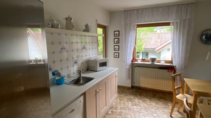 Renditeobjekt: Gästehaus (4-FH) mit 15 Zimmern in Uni-Nähe