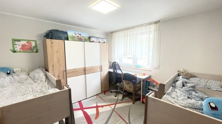 Attraktive Erdgeschosswohnung mit Balkon und eigenem Stellplatz