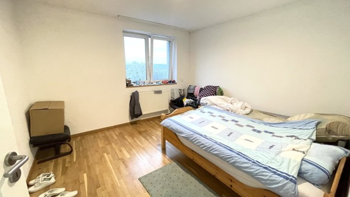 Eigentumswohnung im Obergeschoss mit Terrasse & Stellplatz