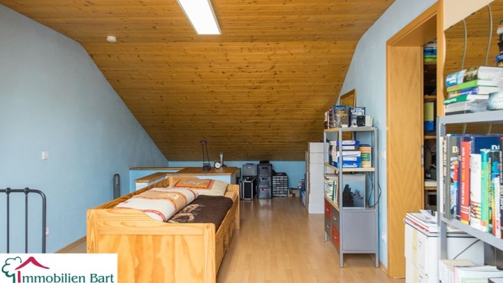 GRENZE L-REMICH: MODERNES WOHNHAUS MIT 80 M² GARAGEN!