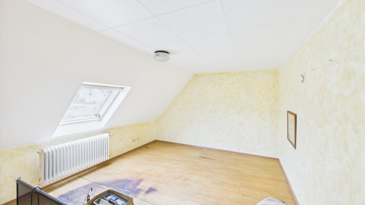 Leben und Arbeiten unter einem Dach – Haus mit Pizzeria und Potenzial