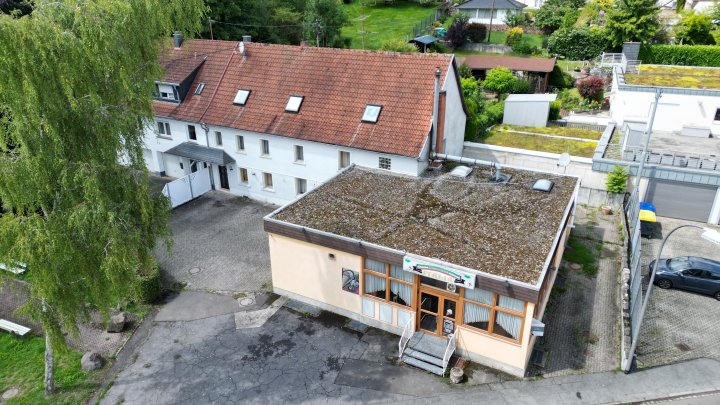 Leben und Arbeiten unter einem Dach – Haus mit Pizzeria und Potenzial