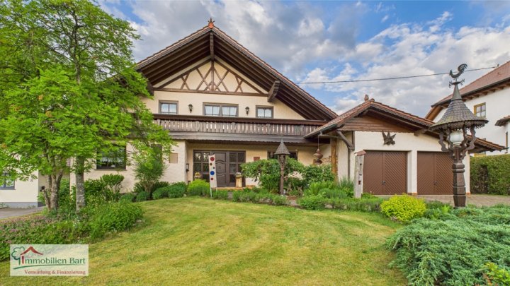 GEMÜTLICHES WOHNHAUS IN TOP LAGE VON LOSHEIM AM SEE!