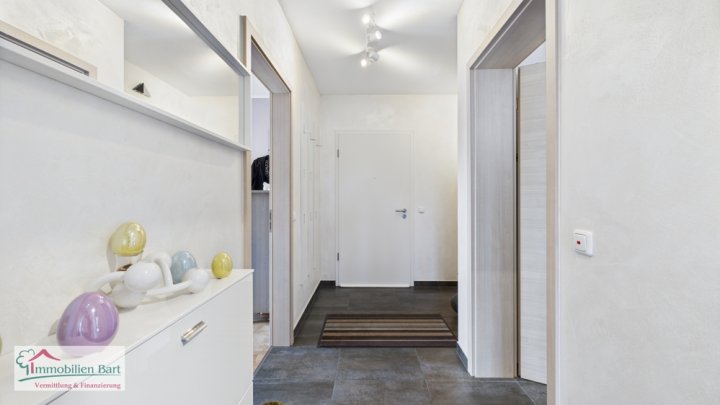 120 M² PENTHOUSE, 2 BÄDER UND GARAGE IN SAARBURG