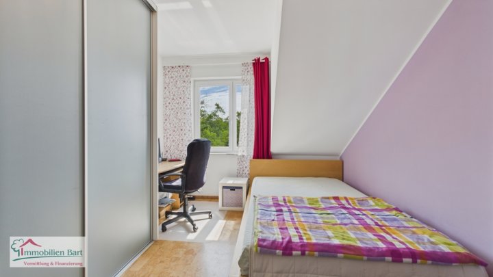 120 M² PENTHOUSE, 2 BÄDER UND GARAGE IN SAARBURG