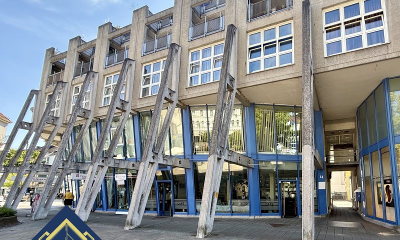 Zentrale 2-ZKB-Eigentumswohnung mit Balkon - direkt am Odilienplatz in Dillingen