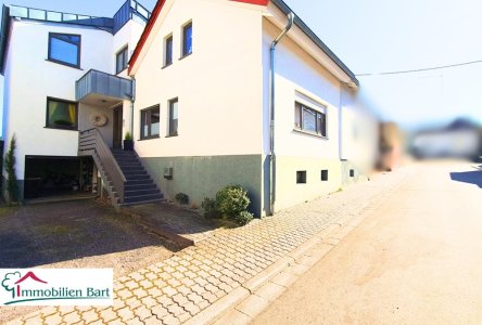 seitl. Straßenansicht