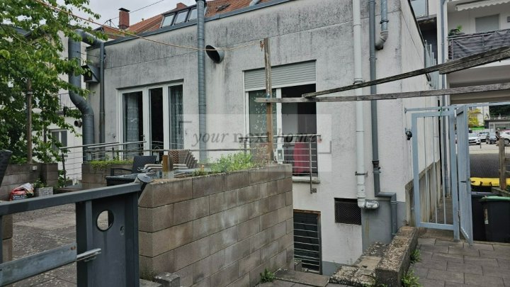 Wohn-Geschäftshaus in bester Geschäftslage von Riegelsberg zu verkaufen.