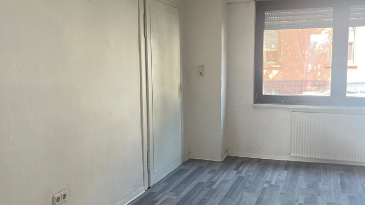 Schön geschnittene Erdgeschosswohnung in einem 2 Familienhais in Neunkirchen/Saar zu verkaufen