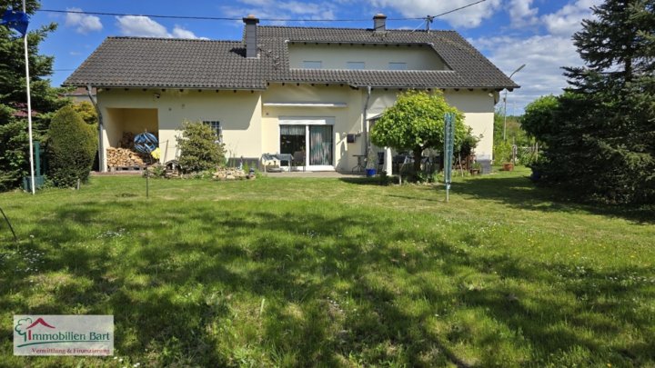 WOHNHAUS MIT TOLLEM MOSELBLICK! / PROVISIONSFREI!