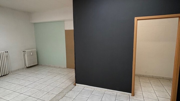 Laden-/Büro- oder Gewerbefläche, zentral im EG mit Schaufenster