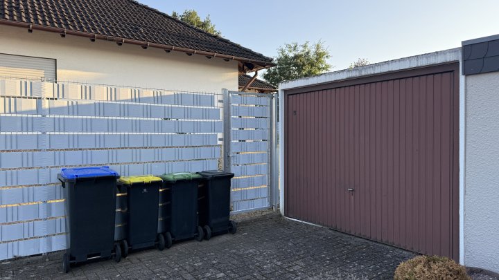 Freistehender Bungalow mit großzügigem Garten in ruhiger Wohngegend von Überherrn zu verkaufen