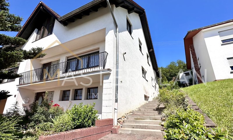 Wohnen & Vermieten – Zweifamilienhaus mit Rendite-Chance in ruhiger Lage