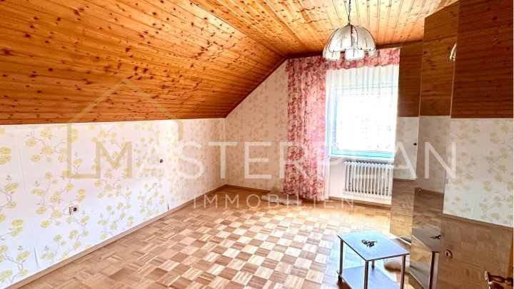 Freistehendes Einfamilienhaus zentral gelegen