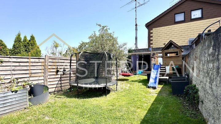 Gemütliches Einfamilienhaus mit Terrasse und Garten
