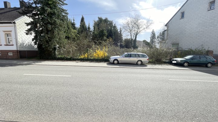 Baugrundstück in zentraler Lage von Neunkirchen-Wellesweiler