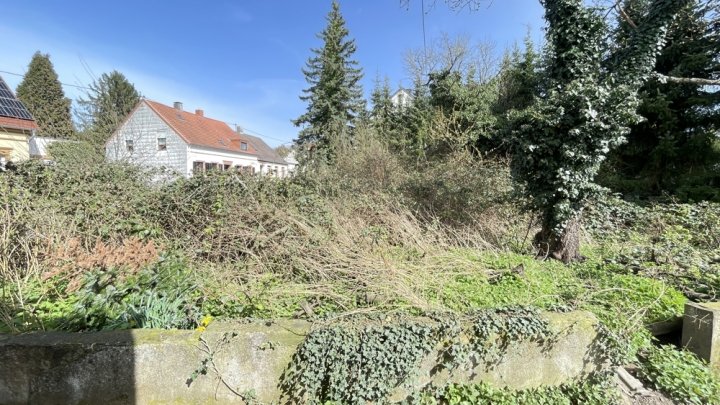 Baugrundstück in zentraler Lage von Neunkirchen-Wellesweiler