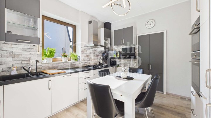 Modernisiertes, familienfreundliches Reihenendhaus mit 7Zimmer in Bildstock mit Garten & Garage