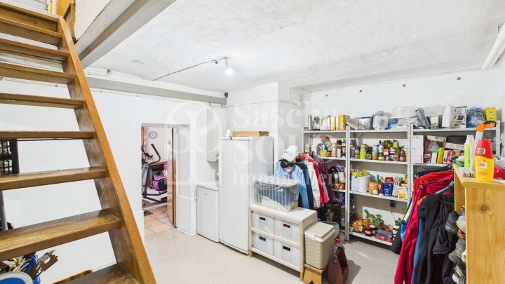 Modernisiertes, familienfreundliches Reihenendhaus mit 7Zimmer in Bildstock mit Garten & Garage